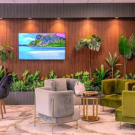 The Business Class Hotel 3*