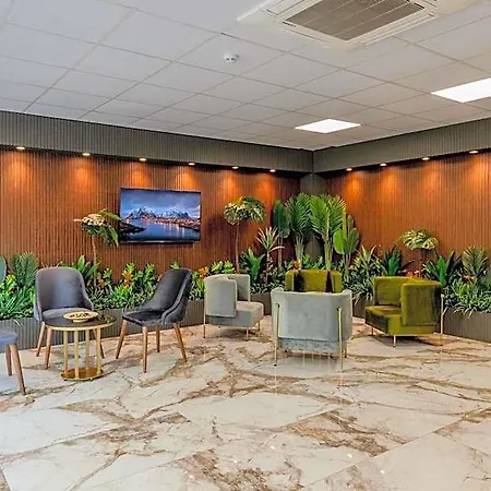 The Business Class Hotel 3*