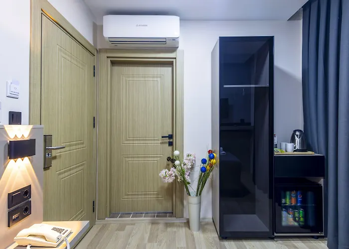 The Business Class فندق 3*