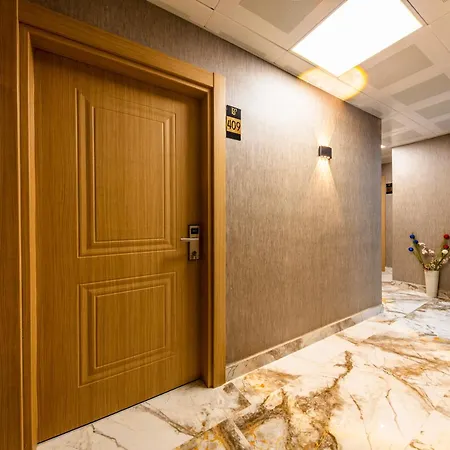 The Business Class 3*