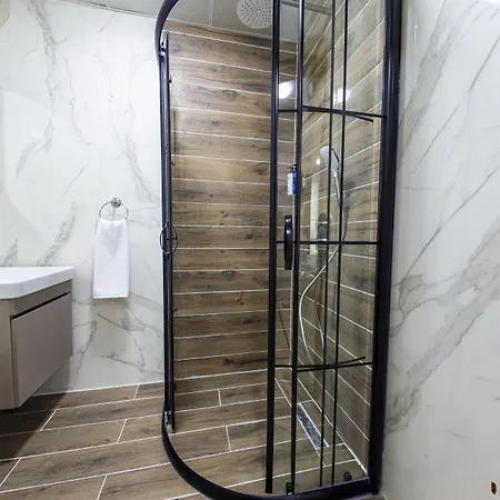 The Business Class 3*